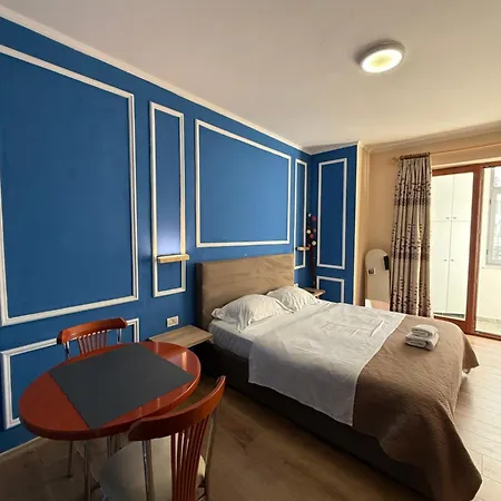 Adore * Tirana